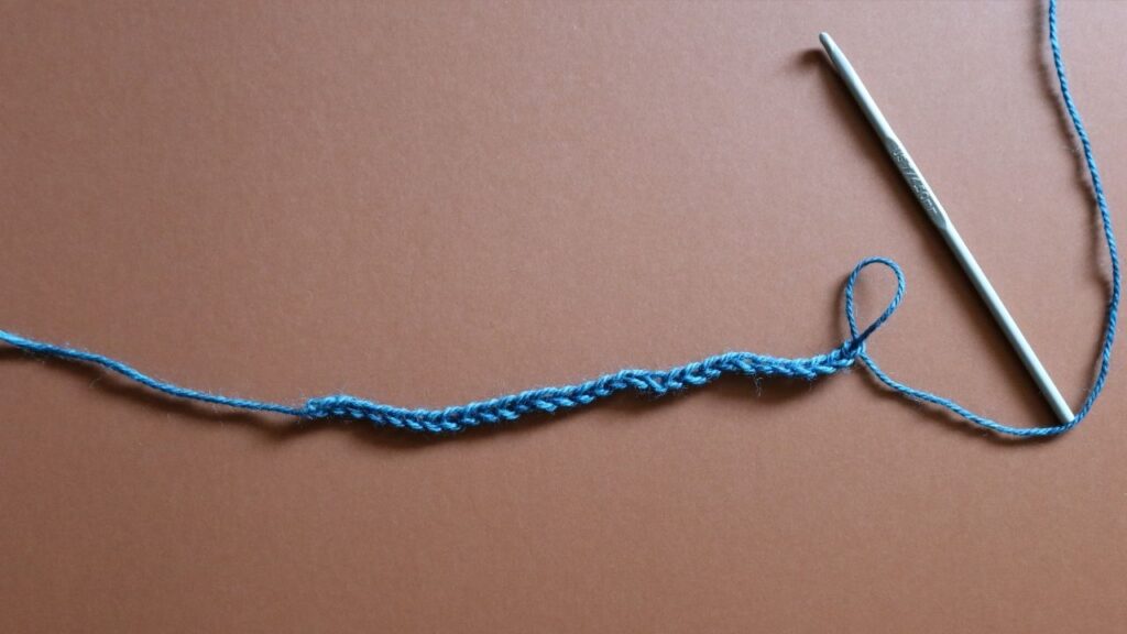 How to create neat round joins for crochet Step 1.